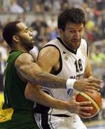 Drobnjak in maglia Hawks
